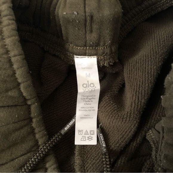 Alo Yoga Accolade Sweatpant Dark Olive M - Picture 9 of 14